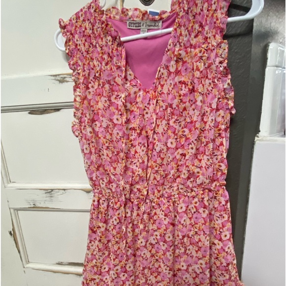 Dresses & Skirts - Cute Pink lined summer dress!